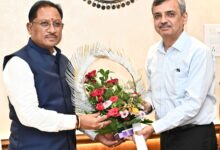 मुख्यमंत्री श्री साय से भारत सरकार में भूमि संसाधन सचिव ने की सौजन्य भेंट, भू-अभिलेख सुधार, डिजिटल सर्वे और राजस्व न्यायालयों में मामलों के त्वरित निराकरण को लेकर हुई विस्तृत चर्चा…..