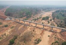 बस्तर के विकास में एक और क्रांतिकारी कदम, दल्लीराजहरा–रावघाट रेल परियोजना दिसंबर तक होगी पूरी, रेल परियोजना के 97 प्रतिशत कार्य पूर्ण