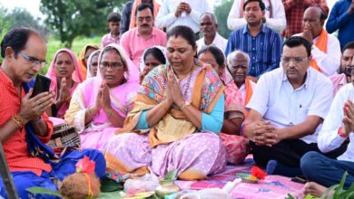 वर्षों से लंबित जनता की मांग को विधायक गोमती साय ने किया पूरा..मेन रोड से शब्दमुण्डा पहुँच मार्ग 2.10 km एवं कोटानपानी से तिलँगा पहुँच मार्ग 6.60 km का किया भूमिपूजन…..