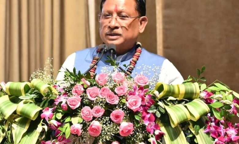 नारायणपुर में 16 माओवादी कैडरों ने आत्मसमर्पण कर मुख्यधारा में की वापसी, आत्मसमर्पण एवं पुनर्वास नीति और ‘पूना मारगेम : पुनर्वास से पुनर्जीवन’ अभियान से बस्तर में लौटी शांति की उम्मीद….. नारायणपुर में 16 माओवादी कैडरों ने आत्मसमर्पण कर मुख्यधारा में की वापसी, आत्मसमर्पण एवं पुनर्वास नीति और ‘पूना मारगेम : पुनर्वास से पुनर्जीवन’ अभियान से बस्तर में लौटी शांति की उम्मीद…..