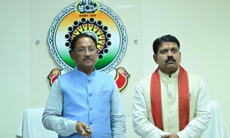 प्रदेश में शांति एवं सुरक्षा बनाए रखने में पुलिस के अदम्य साहस, शौर्य और बलिदान की अमिट पहचान बनेगा रजत जयंती पदक : मुख्यमंत्री विष्णु देव साय…..