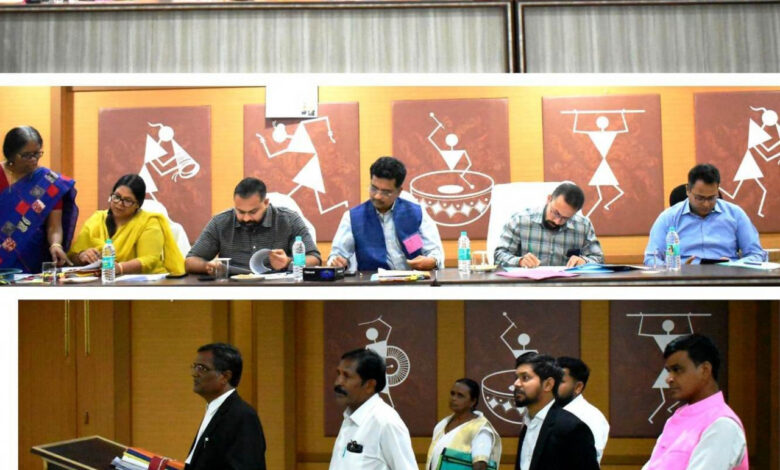 प्रमुख सचिव सोनमणि बोरा की अध्यक्षता में उच्च स्तरीय प्रमाणीकरण छानबीन समिति की बैठक: कुल 10 प्रकरणों पर की गई समीक्षा एवं सुनवाई, 04 प्रकरणों में आदेश जारी करने के दिए गए निर्देश…. प्रमुख सचिव सोनमणि बोरा की अध्यक्षता में उच्च स्तरीय प्रमाणीकरण छानबीन समिति की बैठक: कुल 10 प्रकरणों पर की गई समीक्षा एवं सुनवाई, 04 प्रकरणों में आदेश जारी करने के दिए गए निर्देश….