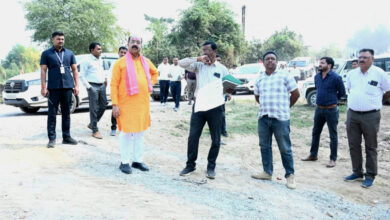 उप मुख्यमंत्री अरुण साव ने निर्माणाधीन पुल के कार्य का किया औचक निरीक्षण….