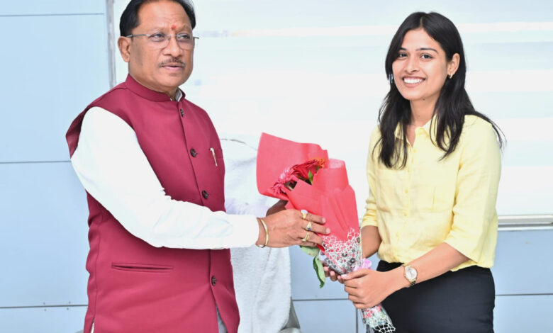 सुप्रिया से प्रेरणा लेकर युवाओं को अपने लक्ष्य की दिशा में आगे बढ़ना चाहिए: मुख्यमंत्री विष्णुदेव साय…. सुप्रिया से प्रेरणा लेकर युवाओं को अपने लक्ष्य की दिशा में आगे बढ़ना चाहिए: मुख्यमंत्री विष्णुदेव साय….