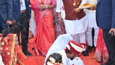 बौद्ध परंपराओं के साथ छह नवदंपत्तियों ने लिया जीवनभर साथ निभाने का संकल्प- मुख्यमंत्री कन्या विवाह में बौद्ध धर्म के जोड़ों को मिला मुख्यमंत्री विष्णु देव साय का आशीर्वाद…..