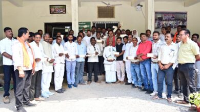 उपमुख्यमंत्री विजय शर्मा ने कबीर कुटियों को वाद्ययंत्रों के लिए 4.25 लाख रूपए का किया वितरण…. उपमुख्यमंत्री विजय शर्मा ने कबीर कुटियों को वाद्ययंत्रों के लिए 4.25 लाख रूपए का किया वितरण….