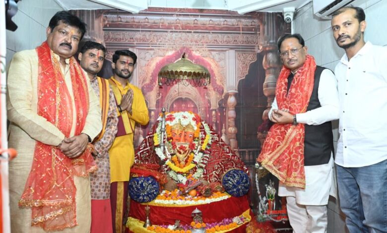 मुख्यमंत्री विष्णुदेव साय ने चंदखुरी में माता कौशल्या एवं भगवान श्रीराम के किए दर्शन: प्रदेश की सुख-समृद्धि की कामना की….