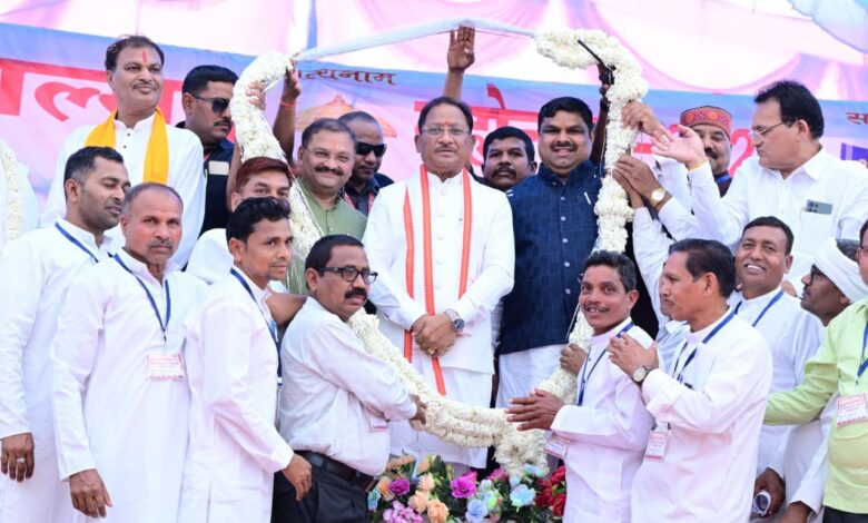 संत कबीर की वाणी समाज को जोड़ती है, सरकार का संकल्प जनजीवन संवारता है : मुख्यमंत्री विष्णु देव साय….