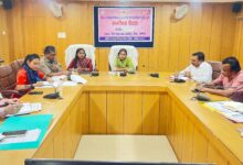 कलेक्टर ने ली स्वास्थ्य एवं महिला बाल विकास विभाग की संयुक्त बैठक
आधार आधारित उपस्थिति, एएनसी पंजीयन और संस्थागत प्रसव पर कलेक्टर का सख्त फोकस ।