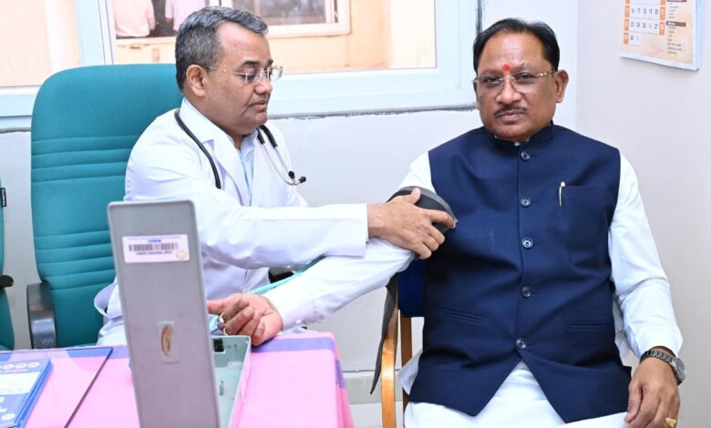 स्वास्थ्य के प्रति जागरूकता का संदेश: मुख्यमंत्री विष्णुदेव साय ने विधानसभा परिसर में तीन दिवसीय स्वास्थ्य शिविर का किया शुभारंभ…. स्वास्थ्य के प्रति जागरूकता का संदेश: मुख्यमंत्री विष्णुदेव साय ने विधानसभा परिसर में तीन दिवसीय स्वास्थ्य शिविर का किया शुभारंभ….