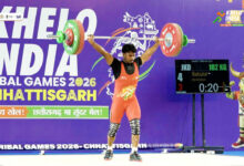 आर्थिक चुनौतियों को मात देकर वेटलिफ्टिंग में पहचान बना रहे झारखंड के बाबूलाल हेम्ब्रम….