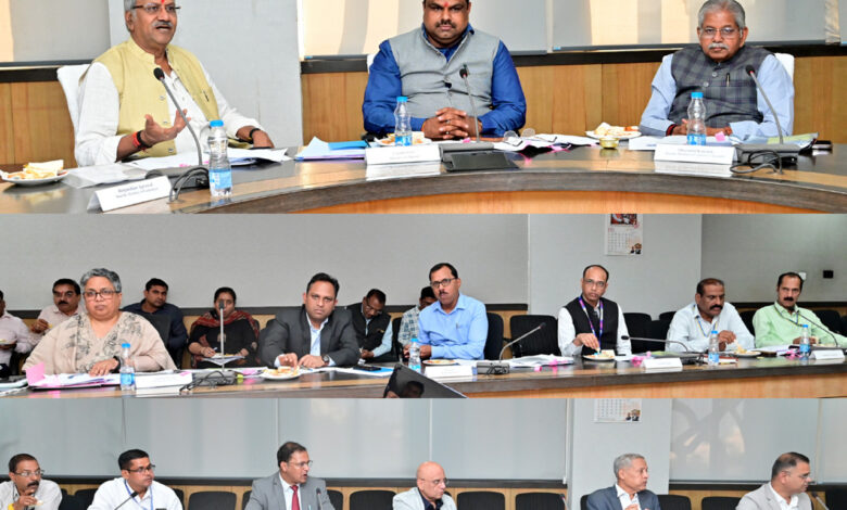 छत्तीसगढ़ अधिवक्ता कल्याण निधि न्यास समिति की बैठक सम्पन्न….