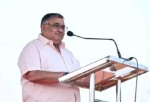 कैबिनेट मंत्री राजेश अग्रवाल ने चंदखुरी स्थित राज्य पुलिस अकादमी में प्रशिक्षण प्राप्त कर रहे युवा पुलिस अधिकारियों से की मुलाकात