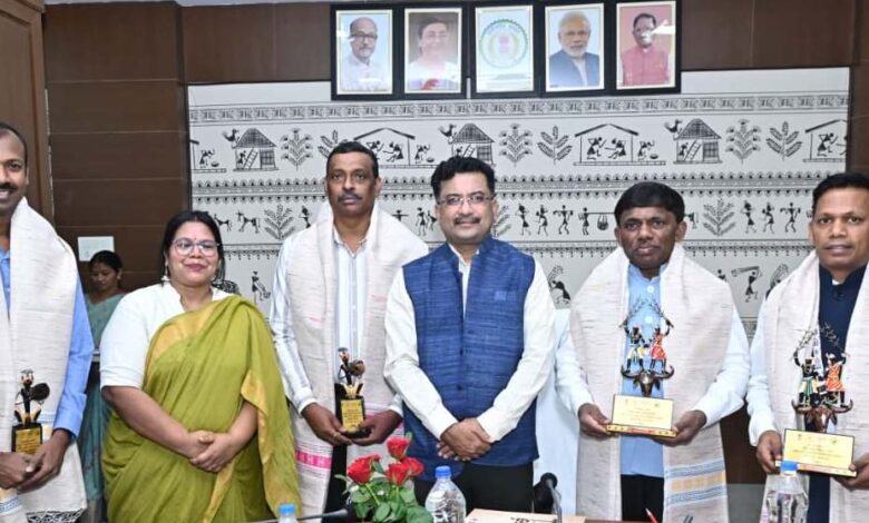 गोवा के मंत्री डॉ. रमेश तावड़कर ने देखी छत्तीसगढ़ की जनजातीय गौरव की झलक, नवा रायपुर स्थित डिजिटल संग्रहालय का किया भ्रमण….