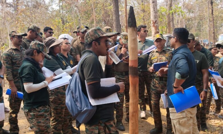 प्रशिक्षु आईएफएस अधिकारियों ने लघु वनोपजों से उत्पाद बनाने की प्रक्रिया देखी, प्रशिक्षु अधिकारियों ने जल, मृदा संरक्षण और वन प्रबंधन का लिया प्रशिक्षण…