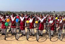 सरस्वती साइकिल योजना और बेटी बचाओ-बेटी पढ़ाओ से सशक्त हो रहीं बेटियां….