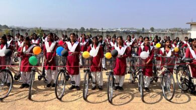 सरस्वती साइकिल योजना और बेटी बचाओ-बेटी पढ़ाओ से सशक्त हो रहीं बेटियां….
