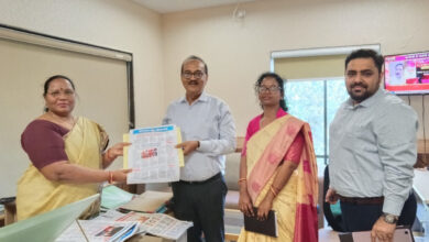 झारखंड के सूचना एवं जनसंपर्क विभाग की टीम ने छत्तीसगढ़ संवाद द्वारा प्रकाशित ‘रोजगार और नियोजन’ की ली जानकारी….