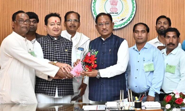 फुले-नकुल-अम्बेडकर जयंती मेला महोत्सव के लिए मुख्यमंत्री को मिला आमंत्रण….