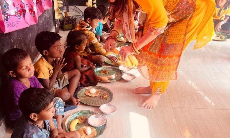 आंगनबाड़ी केन्द्रों में ‘न्योता भोज’ कार्यक्रम : पोषण, शिक्षा और जनभागीदारी का राज्यव्यापी अभियान…