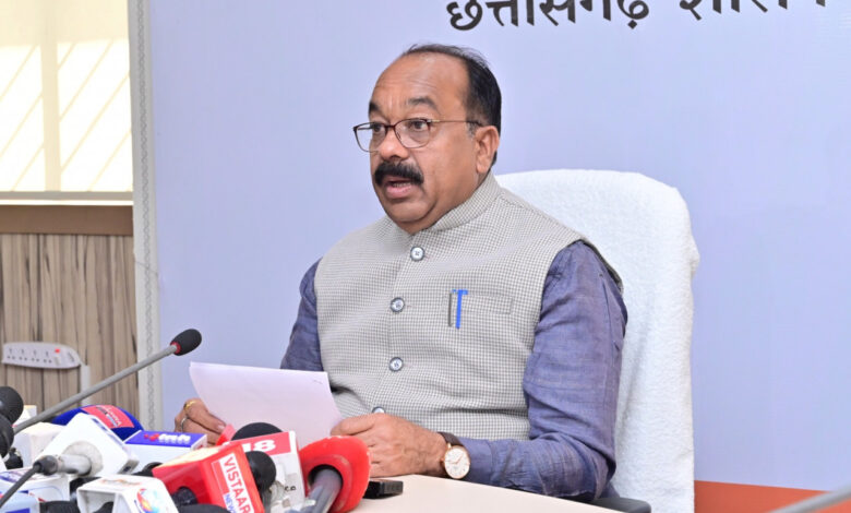 फोरलेन सड़कों के विस्तार से सुरक्षित यातायात के साथ आर्थिक प्रगति का आधार भी मजबूत होगा – उप मुख्यमंत्री अरुण साव… फोरलेन सड़कों के विस्तार से सुरक्षित यातायात के साथ आर्थिक प्रगति का आधार भी मजबूत होगा – उप मुख्यमंत्री अरुण साव…