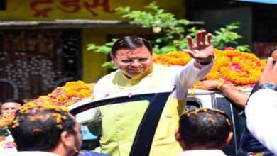 Uttarakhand News: सैनिक सम्मान समारोह में शामिल हुए CM धामी, वीर जवानों को दी श्रद्धांजलि और ‘सैनिक सुविधा केंद्र’ का किया उद्घाटन…. Uttarakhand News: सैनिक सम्मान समारोह में शामिल हुए CM धामी, वीर जवानों को दी श्रद्धांजलि और ‘सैनिक सुविधा केंद्र’ का किया उद्घाटन….