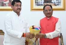 मुख्यमंत्री से उत्तरप्रदेश के राज्यमंत्री रामकेश निषाद ने सौजन्य मुलाकात की…..