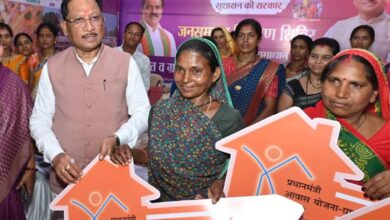सुशासन तिहार में साकार हुआ पक्के घर का सपना, मुख्यमंत्री विष्णुदेव साय ने हितग्राहियों को सौंपी प्रधानमंत्री आवास योजना की चाबी….