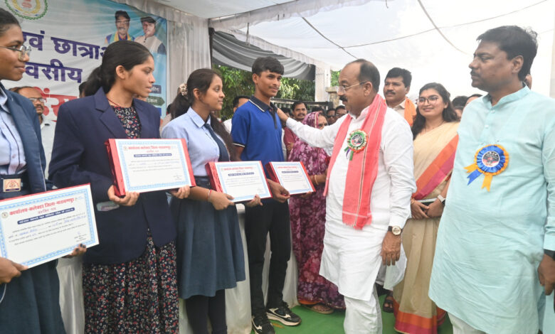 नारायणपुर को मिली विकास की बड़ी सौगात, उप मुख्यमंत्री अरुण साव ने 12.29 करोड़ रूपए के विकास कार्यों का किया भूमिपूजन और लोकार्पण….