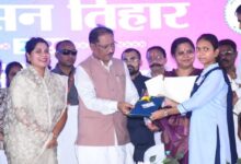 ग्रामीण अंचल की बेटी बनी प्रेरणा: मुख्यमंत्री विष्णुदेव साय ने सराहा उत्कृष्ट प्रदर्शन…