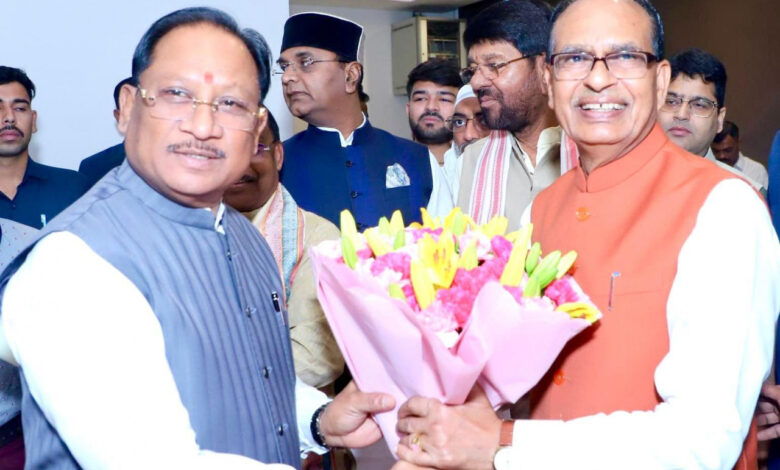’‘अपनापन’ के विमोचन समारोह में शामिल हुए मुख्यमंत्री विष्णुदेव साय’…..