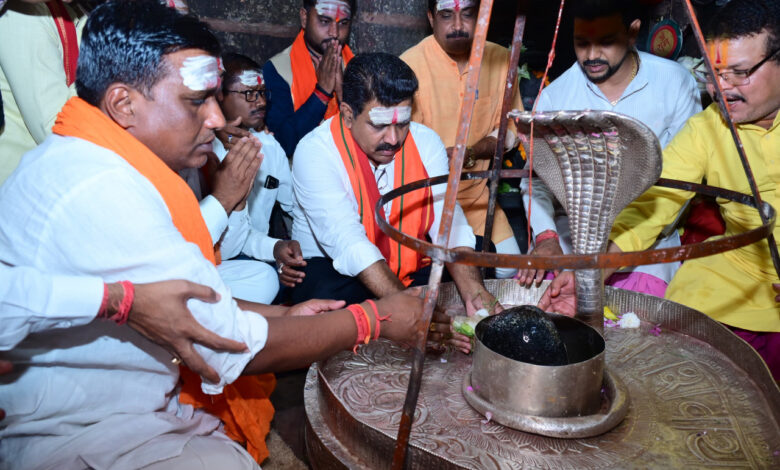 ’उप मुख्यमंत्री विजय शर्मा ने भोरमदेव मंदिर में की पूजा अर्चना’….. ’उप मुख्यमंत्री विजय शर्मा ने भोरमदेव मंदिर में की पूजा अर्चना’…..