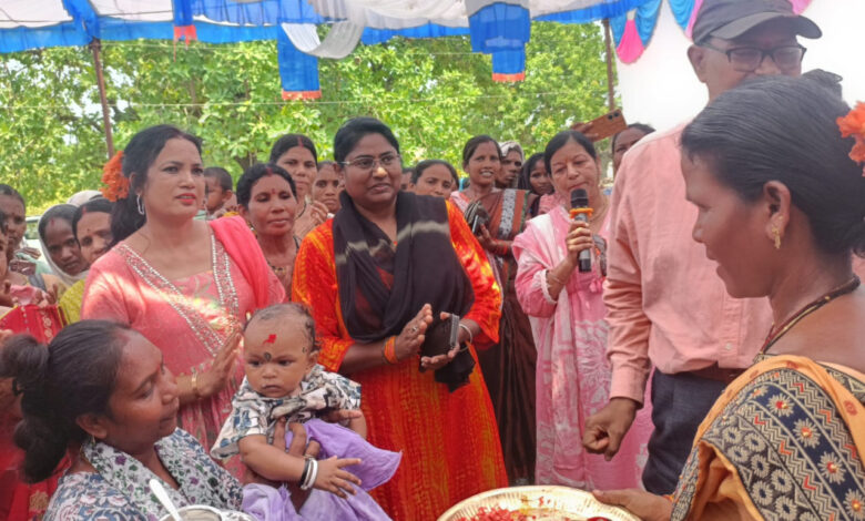 पामगल के समाधान शिविर में उमड़ा जनसैलाब, सुशासन तिहार में 11 ग्राम पंचायतों के ग्रामीणों ने लिया भाग, मौके पर हुआ समस्याओं का समाधान….