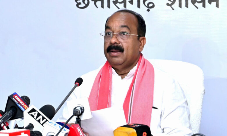 उप मुख्यमंत्री अरुण साव ने कैबिनेट की बैठक में लिए गए निर्णयों की जानकारी दी…. उप मुख्यमंत्री अरुण साव ने कैबिनेट की बैठक में लिए गए निर्णयों की जानकारी दी….