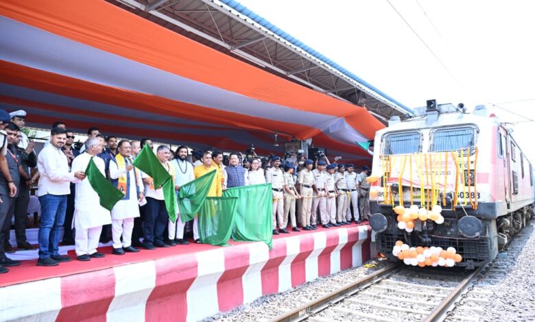सोमनाथ मंदिर हमारे राष्ट्रीय स्वाभिमान, सांस्कृतिक गौरव और आस्था का प्रमुख केन्द्र – मुख्यमंत्री विष्णुदेव साय….. सोमनाथ मंदिर हमारे राष्ट्रीय स्वाभिमान, सांस्कृतिक गौरव और आस्था का प्रमुख केन्द्र – मुख्यमंत्री विष्णुदेव साय…..