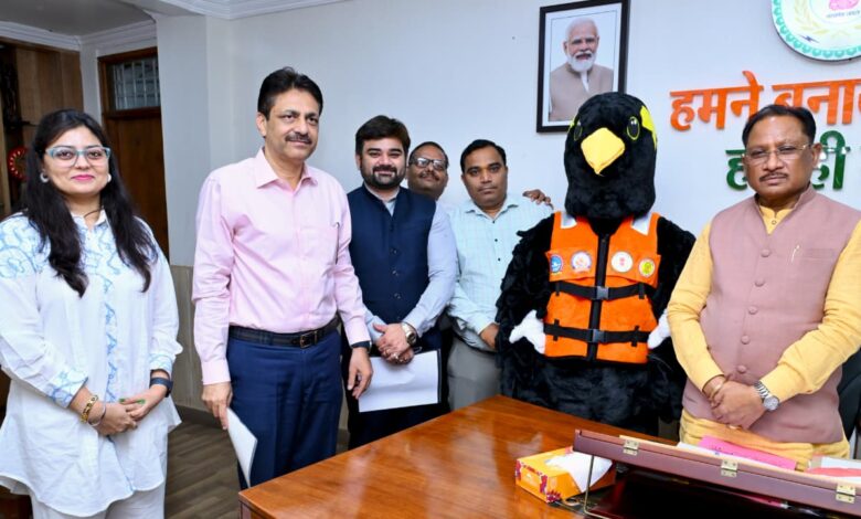राष्ट्रीय कायाकिंग-केनोईंग प्रतियोगिता के मस्कट ‘पहाड़ी मैना’ का मुख्यमंत्री ने किया विमोचन…. राष्ट्रीय कायाकिंग-केनोईंग प्रतियोगिता के मस्कट ‘पहाड़ी मैना’ का मुख्यमंत्री ने किया विमोचन….