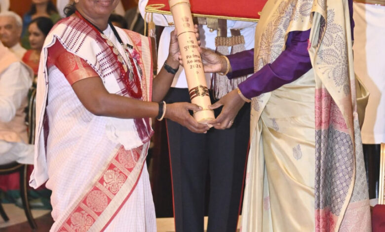 वित्त मंत्री ओपी चौधरी ने पद्मश्री सम्मान प्राप्त डॉ. बुधरी ताती को दी बधाई…