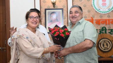 सिंधी अकादमी की अध्यक्ष सुषमा जेठानी ने मंत्री राजेश अग्रवाल से की सौजन्य मुलाकात….. सिंधी अकादमी की अध्यक्ष सुषमा जेठानी ने मंत्री राजेश अग्रवाल से की सौजन्य मुलाकात…..