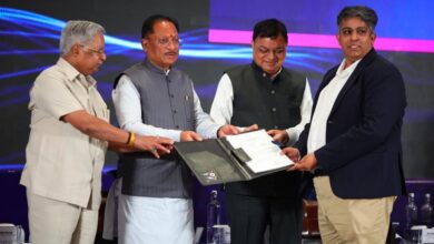 छत्तीसगढ़ में निवेश के लिए बिछा रेड कारपेट, 9,580 करोड़ रुपये के मिले प्रस्ताव, इन्वेस्टर कनेक्ट में हैदराबाद के निवेशकों को मुख्यमंत्री साय का न्योता…. छत्तीसगढ़ में निवेश के लिए बिछा रेड कारपेट, 9,580 करोड़ रुपये के मिले प्रस्ताव, इन्वेस्टर कनेक्ट में हैदराबाद के निवेशकों को मुख्यमंत्री साय का न्योता….