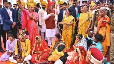 मुख्यमंत्री कन्या विवाह योजना में 184 जोड़ों का हुआ था विवाह, सभी प्रावधानों का पालन…. मुख्यमंत्री कन्या विवाह योजना में 184 जोड़ों का हुआ था विवाह, सभी प्रावधानों का पालन….