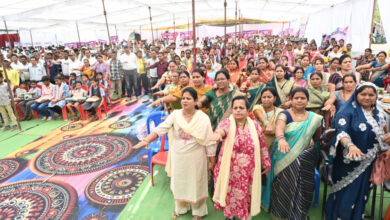 सुशासन तिहार के शिविरों में मिल रहा समस्याओं का त्वरित समाधान, योजनाओं का लाभ पहुंच रहा अंतिम व्यक्ति तक…..
