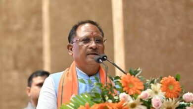 सुशासन तिहार में सामुदायिक पुलिसिंग को मिली नई मजबूती, मुख्यमंत्री ने हेलमेट पहनकर दिया सड़क सुरक्षा का संदेश, ‘उन्नयन’ पुस्तिका का किया विमोचन…. सुशासन तिहार में सामुदायिक पुलिसिंग को मिली नई मजबूती, मुख्यमंत्री ने हेलमेट पहनकर दिया सड़क सुरक्षा का संदेश, ‘उन्नयन’ पुस्तिका का किया विमोचन….
