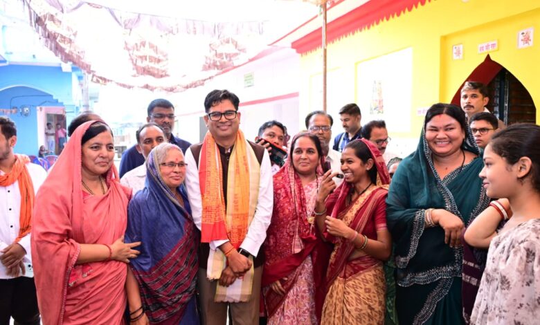वित्त मंत्री ओपी चौधरी ने जन्मदिवस पर किया सुंदरकांड पाठ, प्रदेशवासियों की सुख-समृद्धि की कामना…. वित्त मंत्री ओपी चौधरी ने जन्मदिवस पर किया सुंदरकांड पाठ, प्रदेशवासियों की सुख-समृद्धि की कामना….